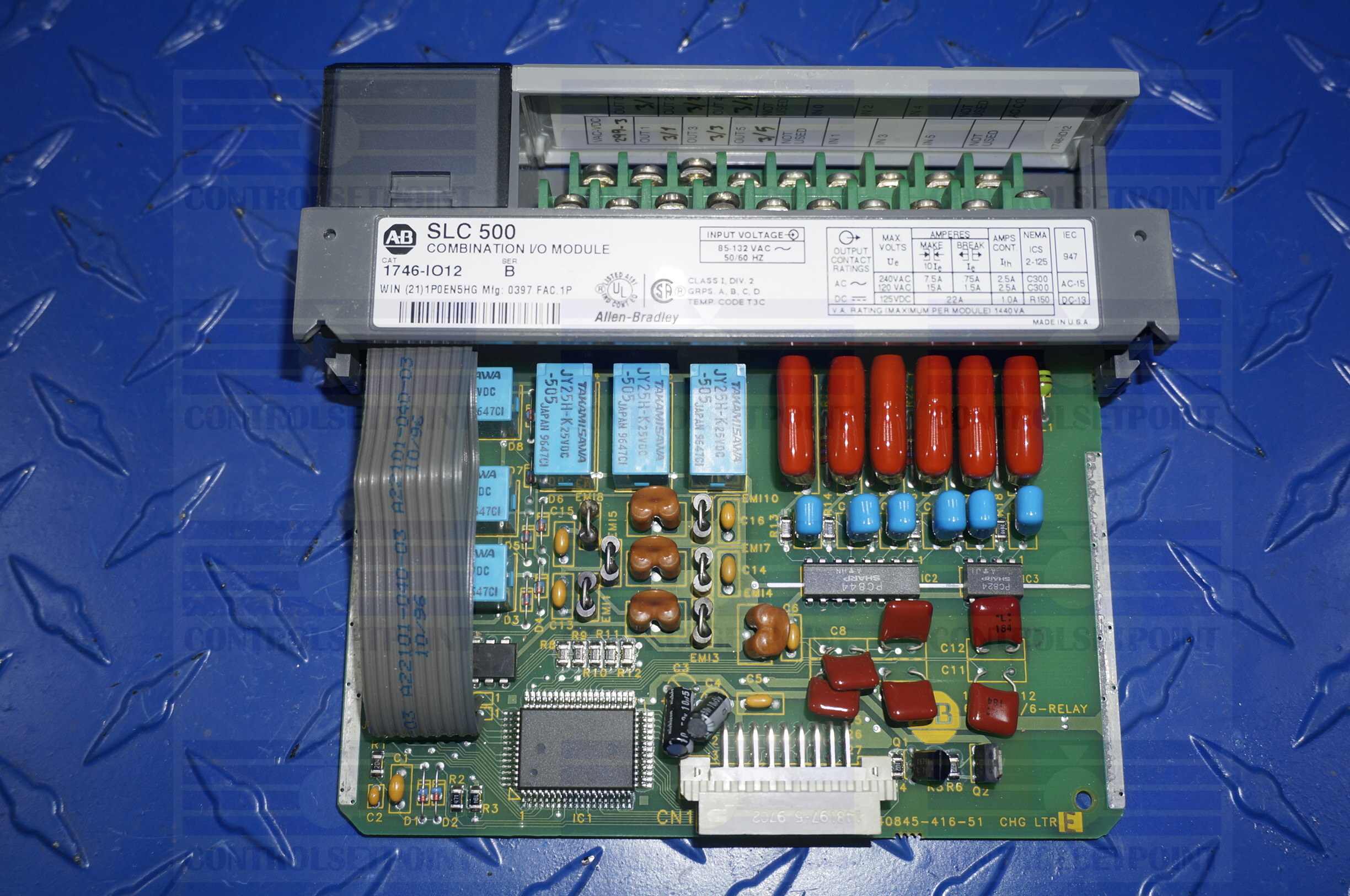 ALLEN BRADLEY SLC500 1746-IO12 COMBINATION IO MODULE