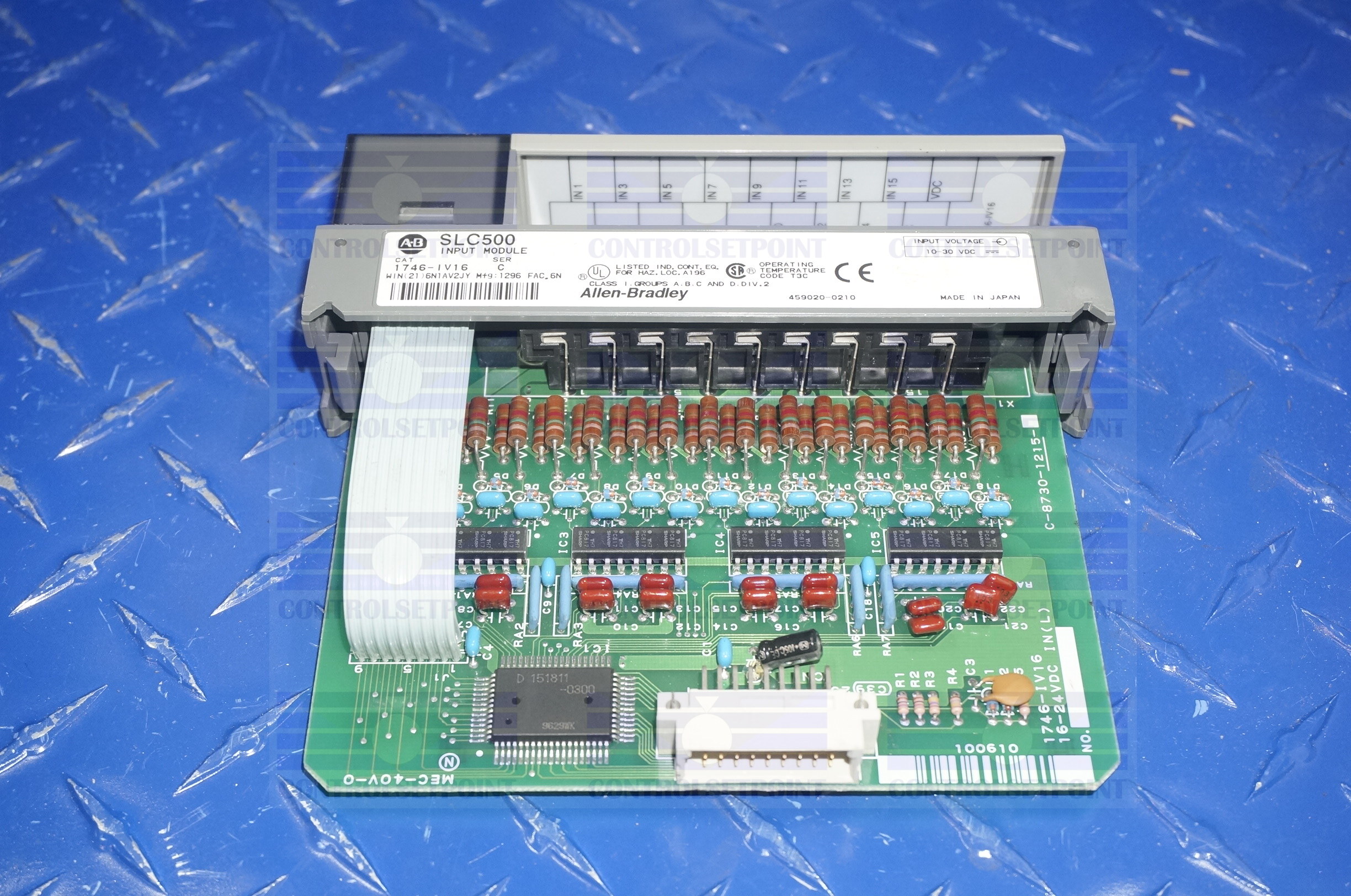 ALLEN BRADLEY SLC500 1746-IV16 INPUT MODULE 16 POINT SOURCE 24VDC