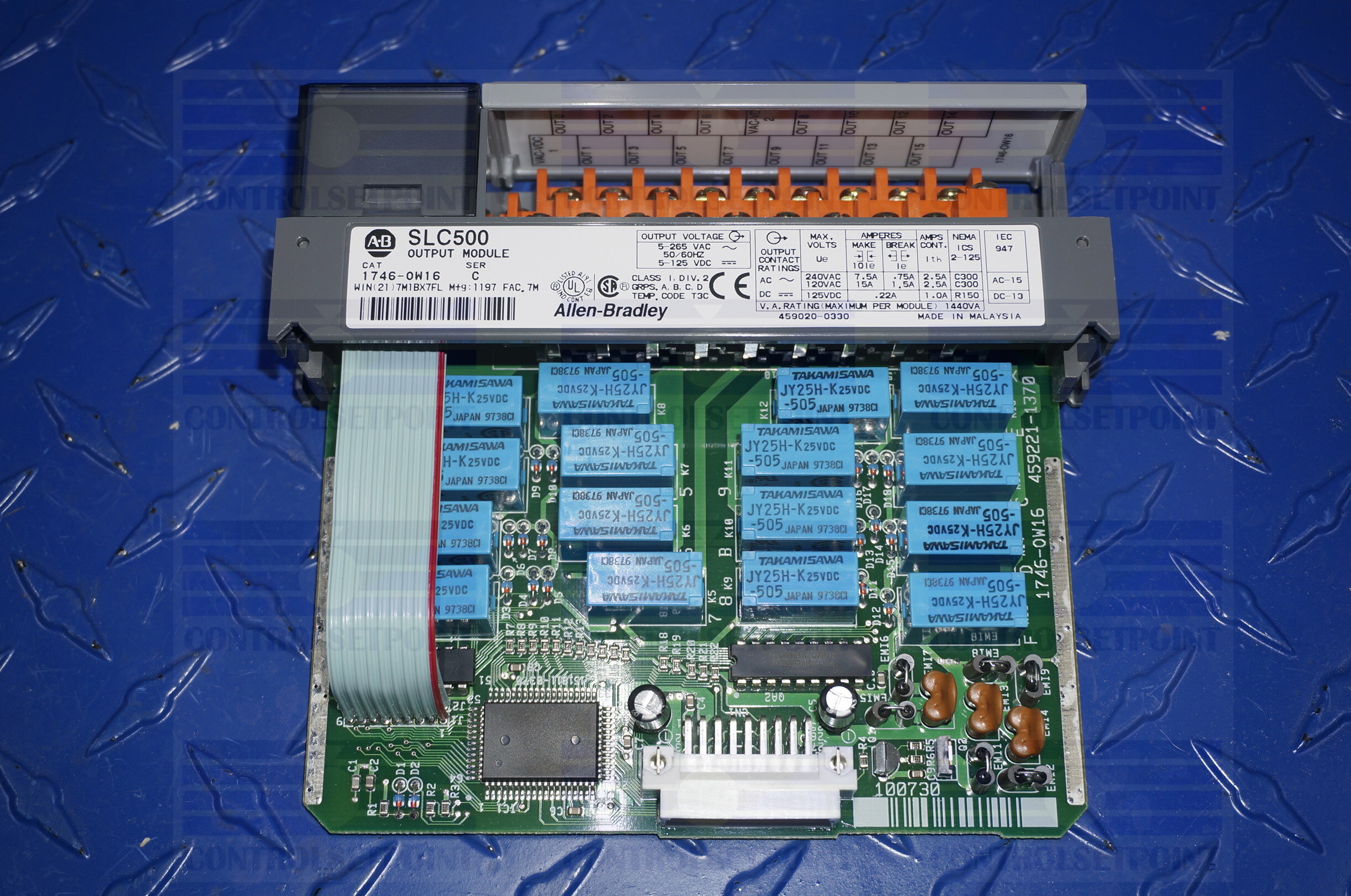 ALLEN BRADLEY SLC 500 1746-OW16 OUTPUT MODULE SLC500