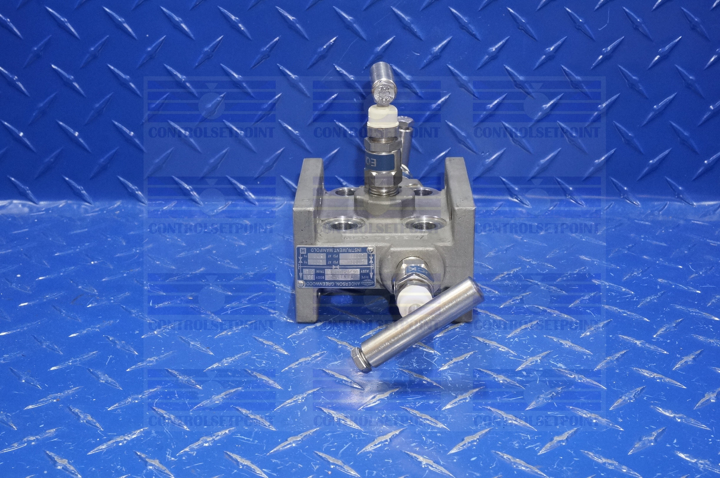 ANDERSON GREENWOOD MANIFOLD MT3VIS-2 NSP 3 VALVE MANIFOLD 
