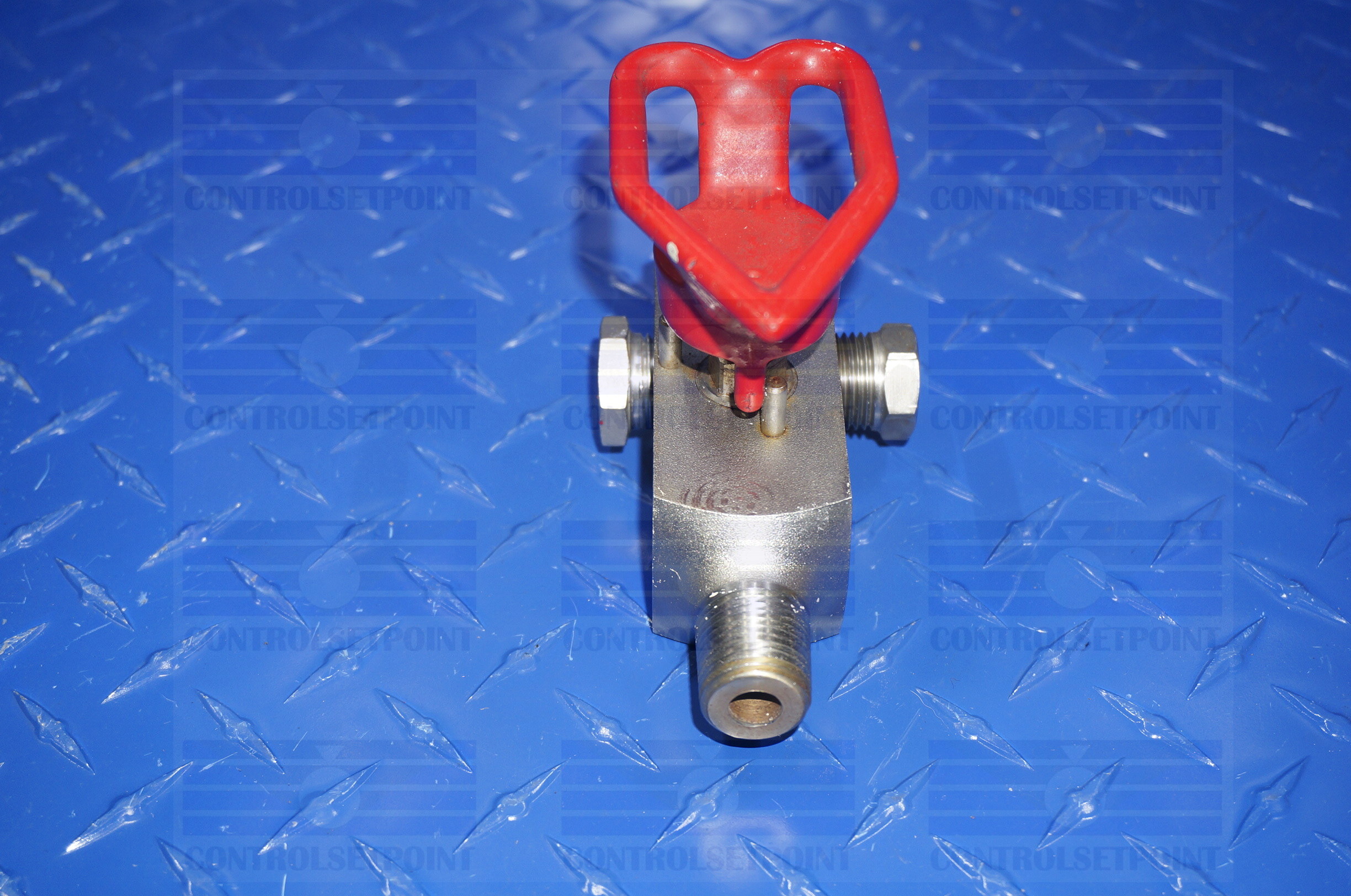 DA MANIFOLD PG6-T-SS-F4M4-AHPS-HP4-DEG USD 1 VALVE MANIFOLD 