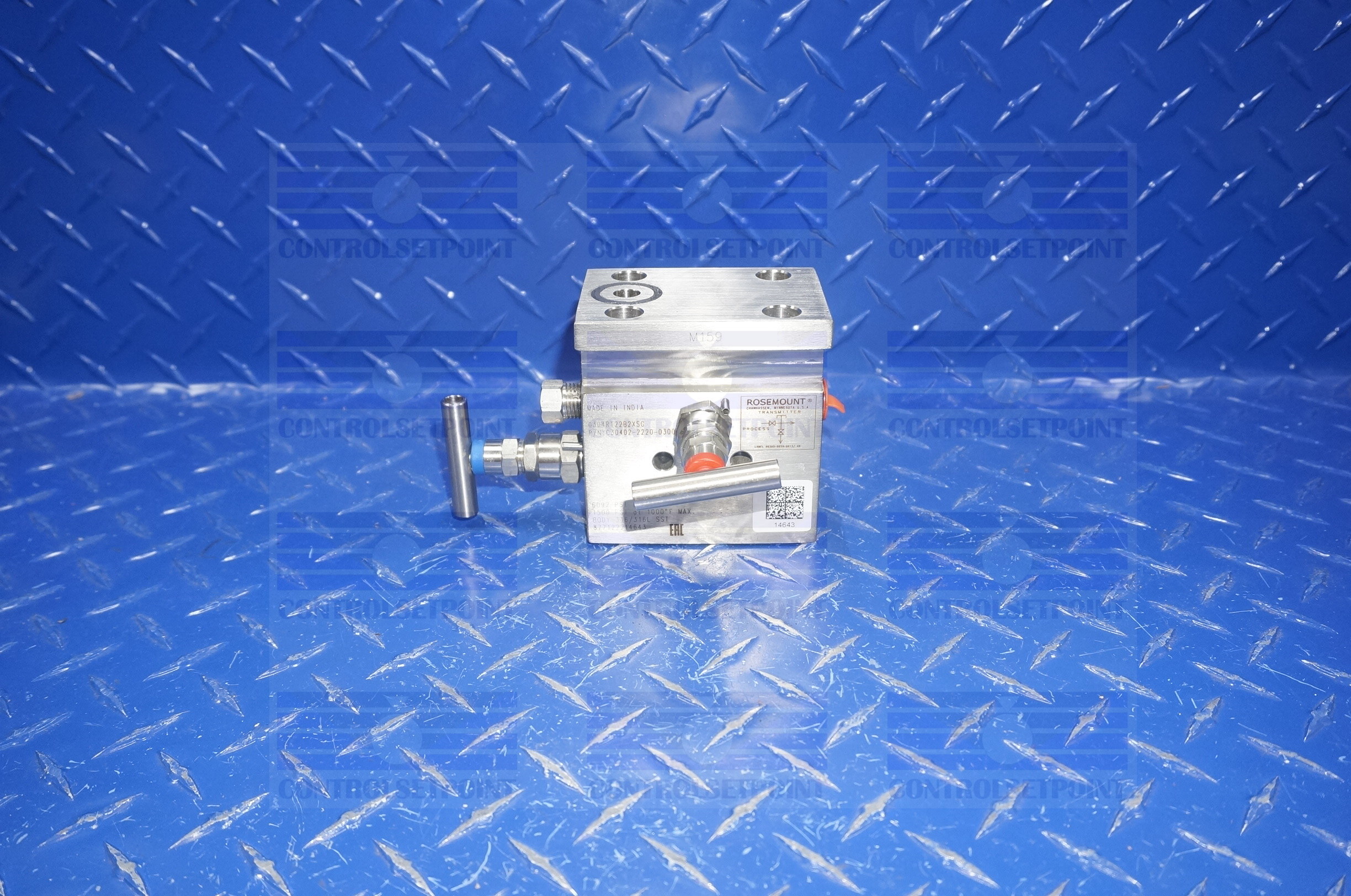 EMERSON ROSEMOUNT C30402-2220-0300, 0304RT22B2XSG NEW 2 VALVE MANIFOLD 