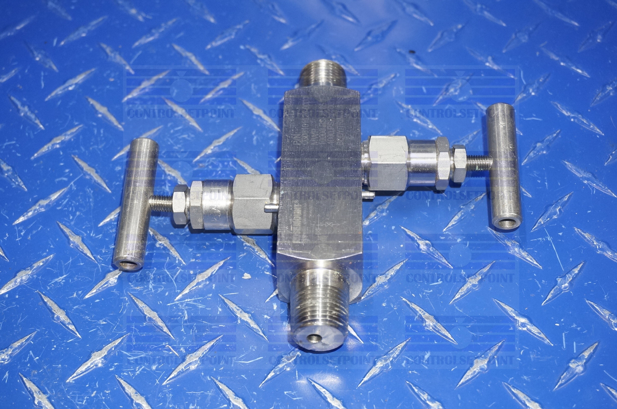 EMERSON MANIFOLD C30610-1125-0000 C306101125-0000 USD 2 VALVE MANIFOLD 