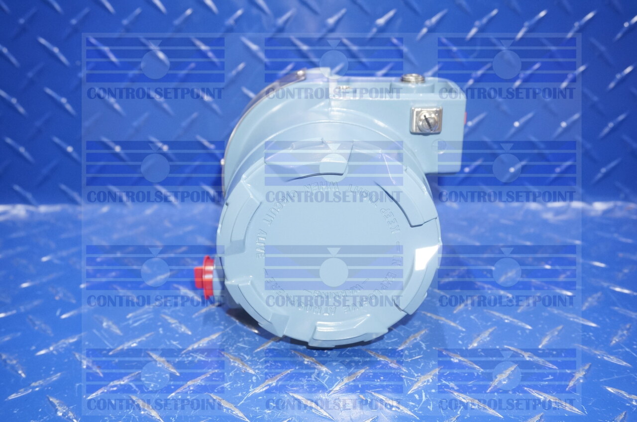 EMERSON ROSEMOUNT I/P TRANSDUCER 4-20mA TO 3-15 PSIG 846 ID28133