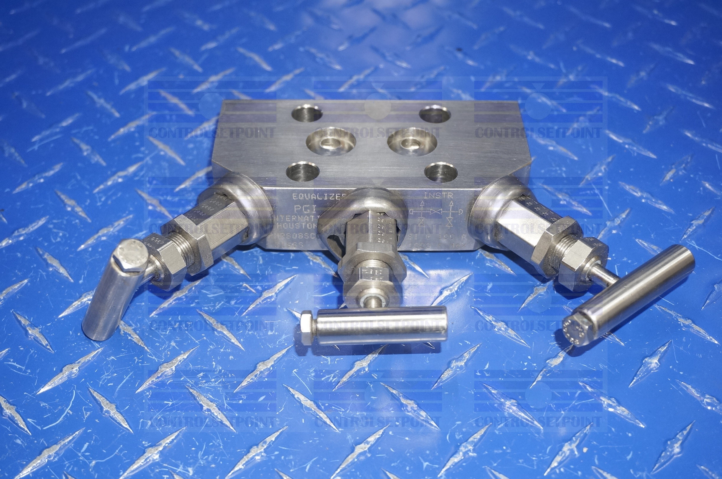 PGI MANIFOLD PMR808SCG-MA NEW 3 VALVE MANIFOLD 